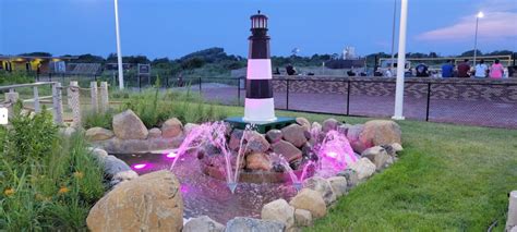 Jones Beach Mini Golf Course .